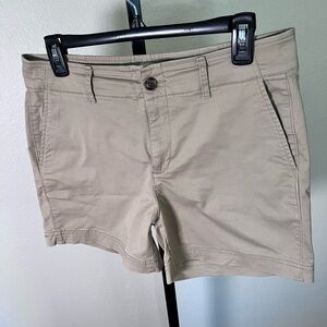 GAP Beige Shorts